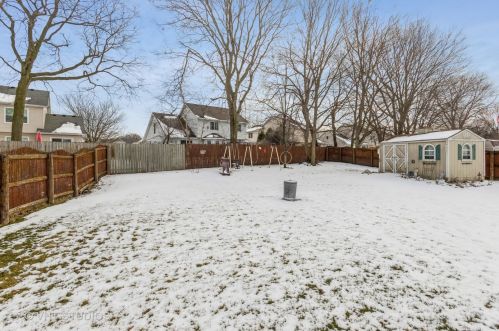 1104 129 Infantry Dr, Joliet IL 60435-3131 exterior