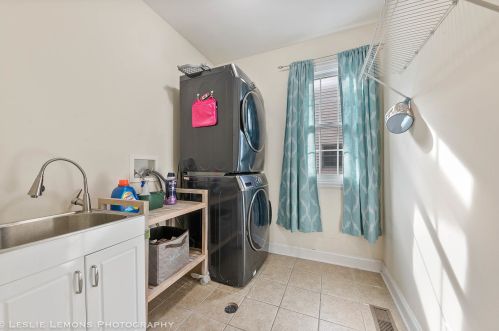 11720 Komensky Ave, Chicago IL 60623-2736 exterior