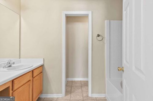 351 Parkview Manor Dr, Tucker GA  30084-8914 exterior