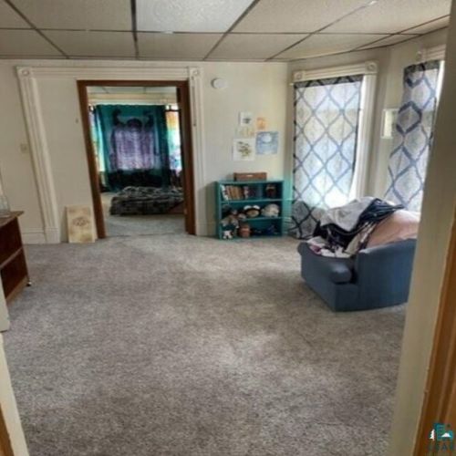 623 6 St, Duluth MN 55806-2424 exterior