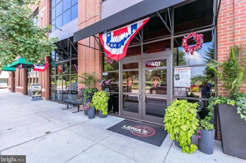 1801 Commonwealth Ave, Alexandria VA 22301-1403 exterior