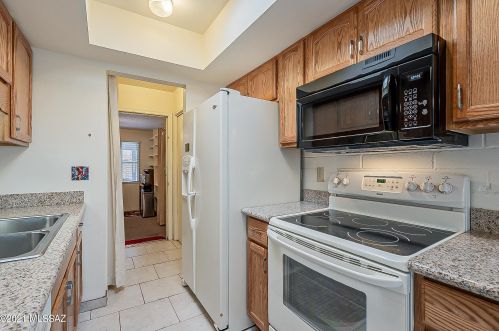 309 Circulo Del Paladin, Green Valley AZ 85614-3201 exterior