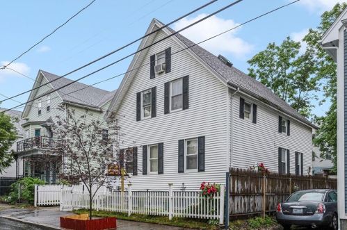 92 Atlantic Ave, Providence, RI 02904-3259