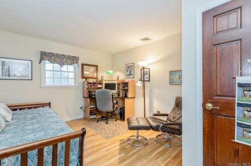 345 Svahn Dr, Valley Cottage NY 10989-1608 exterior