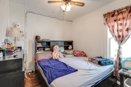 403 Jackson St, Waukegan IL 60085-6341 exterior