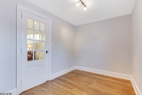 45 Midland Blvd, Maplewood NJ 07040-1724 exterior