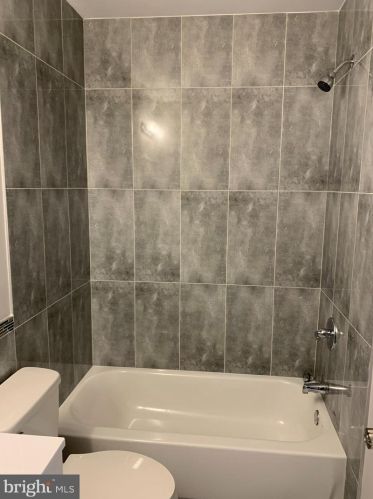 4914 9th St, Philadelphia PA  19141-3926 exterior