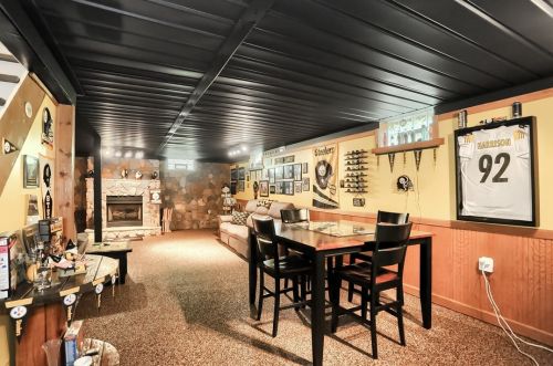 550 Potts Rd, Hookstown PA 15050-1335 exterior