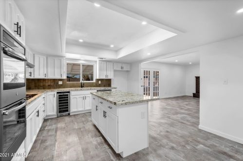 11216 33rd Ave, Phoenix AZ 85029-4105 exterior