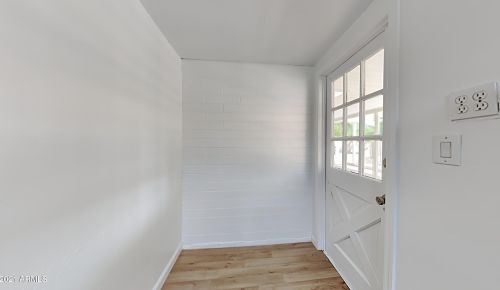 7819 17th Ave, Phoenix AZ  85021-7011 exterior