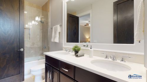 3438 Claremont Ave, Chicago IL 60608-6014 exterior