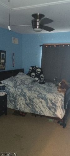 15 John St, West Milford Lakes NJ 07480-2138 exterior