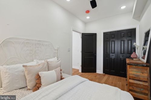 1807 11th St, Philadelphia PA  19148-1607 exterior