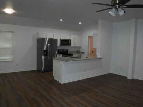 1406 Sears St, Denison TX  75020-3422 exterior