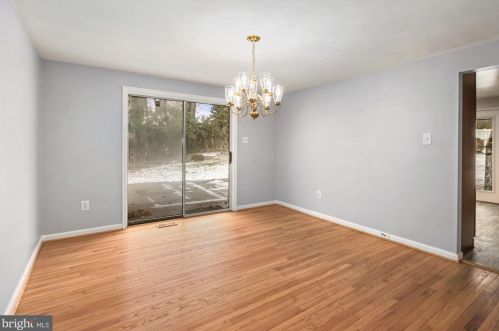 2115 Hanover St, Silver Spring MD 20910-2103 exterior