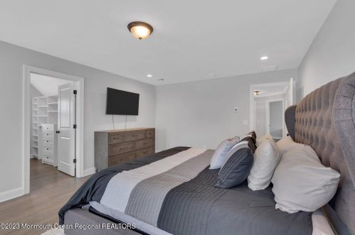 1161 Ridgefield Dr, Point Pleasant Beach NJ  08742-2948 exterior