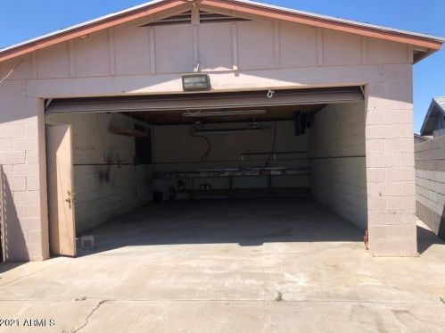 20054 16th Ave, Phoenix, AZ 85027-4203