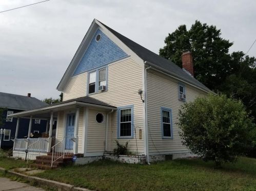 130 Broad St, Woonsocket, RI 02895-6362