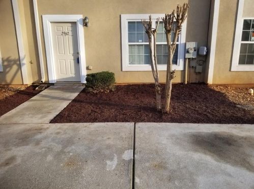 2962 Fields Dr, Lithonia GA  30038-2082 exterior