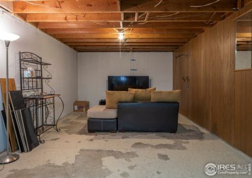 600 Gillaspie Dr, Boulder CO 80305-5805 exterior