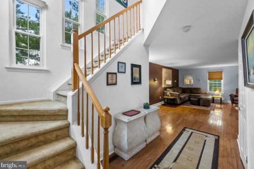 11 Revere Ct, Trenton NJ 08628-3610 exterior