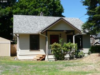 7235 92nd Ave, Portland, OR 97266-5511