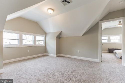 300 Collings Ave, Camden NJ 08107-1738 exterior