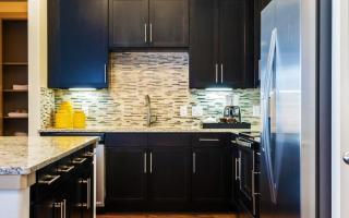 1515 Main St, Houston TX  77006-4709 exterior