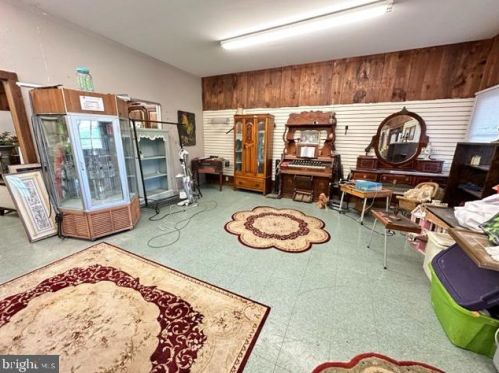 22 Green St, Pilesgrove NJ 08098-1136 exterior