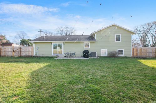 1901 Division St, Mishawaka IN 46545-6201 exterior