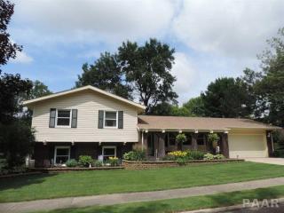 2113 Wildwood Dr, Pekin, IL 61554-6343