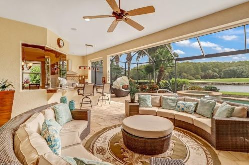 9645 Cobalt Cv Cir, Naples FL 34120-4665 exterior