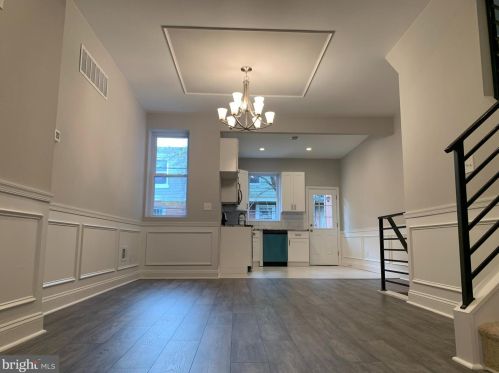 4914 9th St, Philadelphia PA  19141-3926 exterior