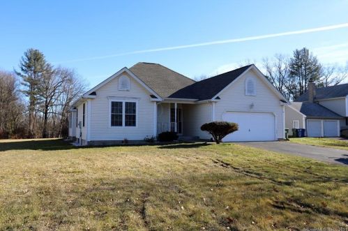 60 Berrios Hl Rd, Windsor CT 06095-1000 exterior