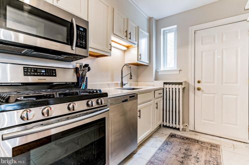 5070 Central Ave, Washington DC 20019-6472 exterior