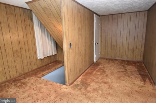 795 Abbottstown Pike, Hanover PA 17331-8235 exterior