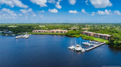 3100 Pruitt Rd, Fort Pierce FL  34952-5901 exterior