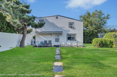 205 4 Ave, Belmar NJ 07719-5010 exterior