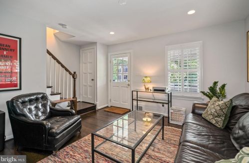 2624 Jefferson Dr, Alexandria VA  22303-1331 exterior