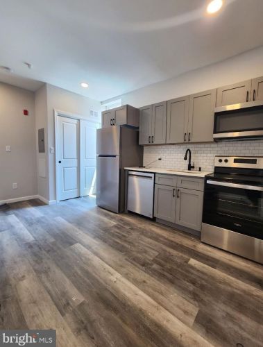 623 2nd St, Philadelphia PA  19122-3024 exterior