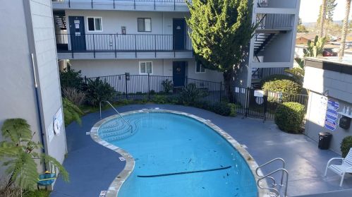 815 Balboa Ave, Capitola CA 95010-2330 exterior