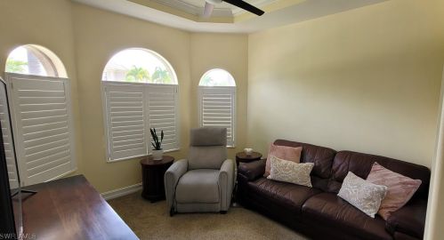 1430 Serrano Cir, Naples FL 34105-4952 exterior