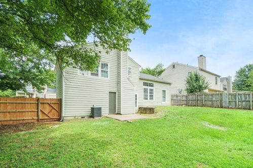 6277 Marbut Farms Trl, Lithonia GA 30058-5397 exterior