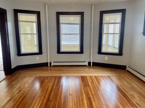 64 Collins St, New Britain CT  06051-3608 exterior