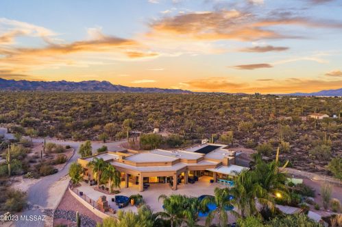 11160 Camino De La Tierra, Tucson AZ  85742-9722 exterior