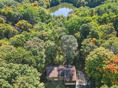 683 Bedford Rd, Armonk NY 10504-2905 exterior