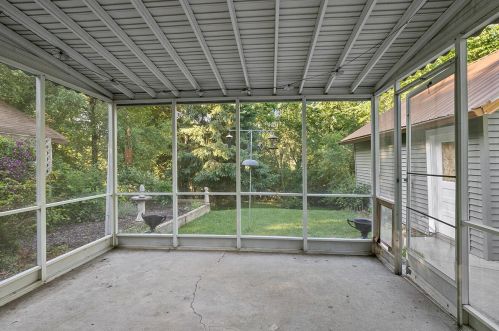 2215 Amherst Ave, Kalamazoo MI 49008-3970 exterior