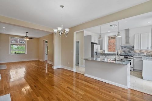 131 Marshall Ave, Pittsburgh PA 15214-2723 exterior