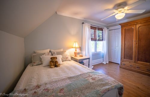 518 Amsterdam St, Bull Valley IL 60098-2307 exterior