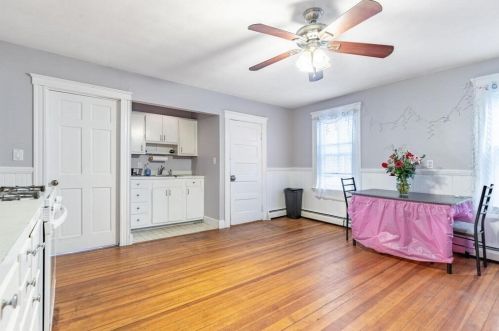 8 Arthur St, Salem MA 01970-2801 exterior